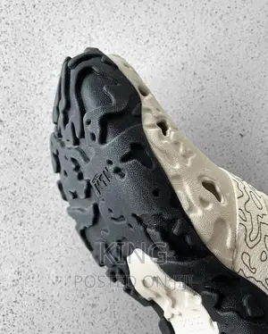 Crocs. Atlas. New Terrain Clog