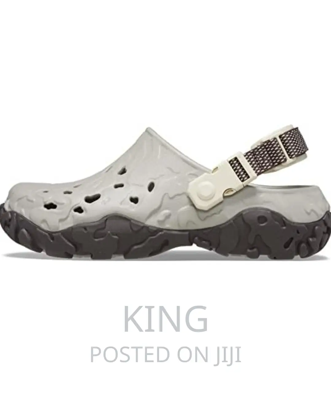 Atlas Crocs. Cream. New