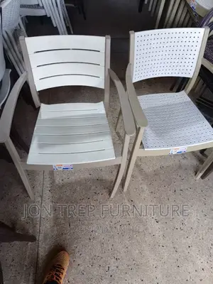 Plastic Restaurant Chair Imported From Turkey