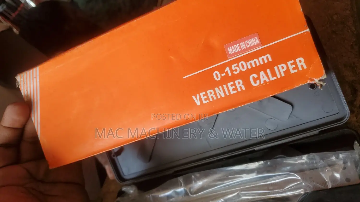 Analog Vernier Caliper 150mm 6"