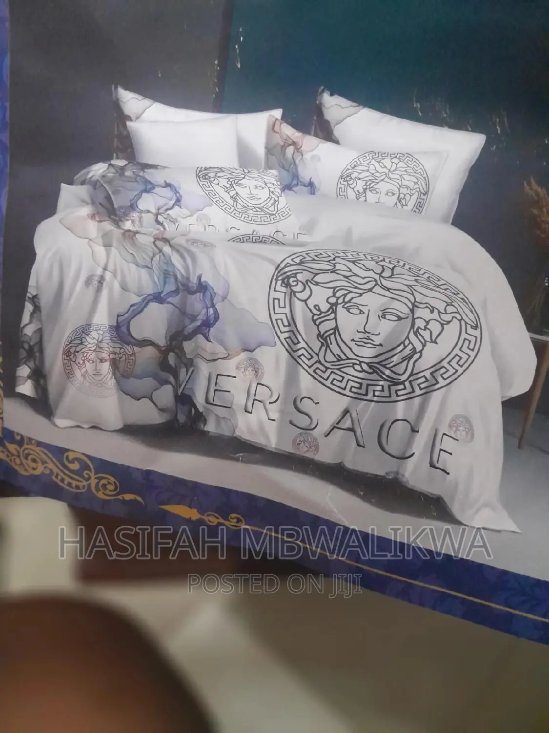 Bed Cover Set 6pcs- Bedcover, Pillow Cases and Bedsheet