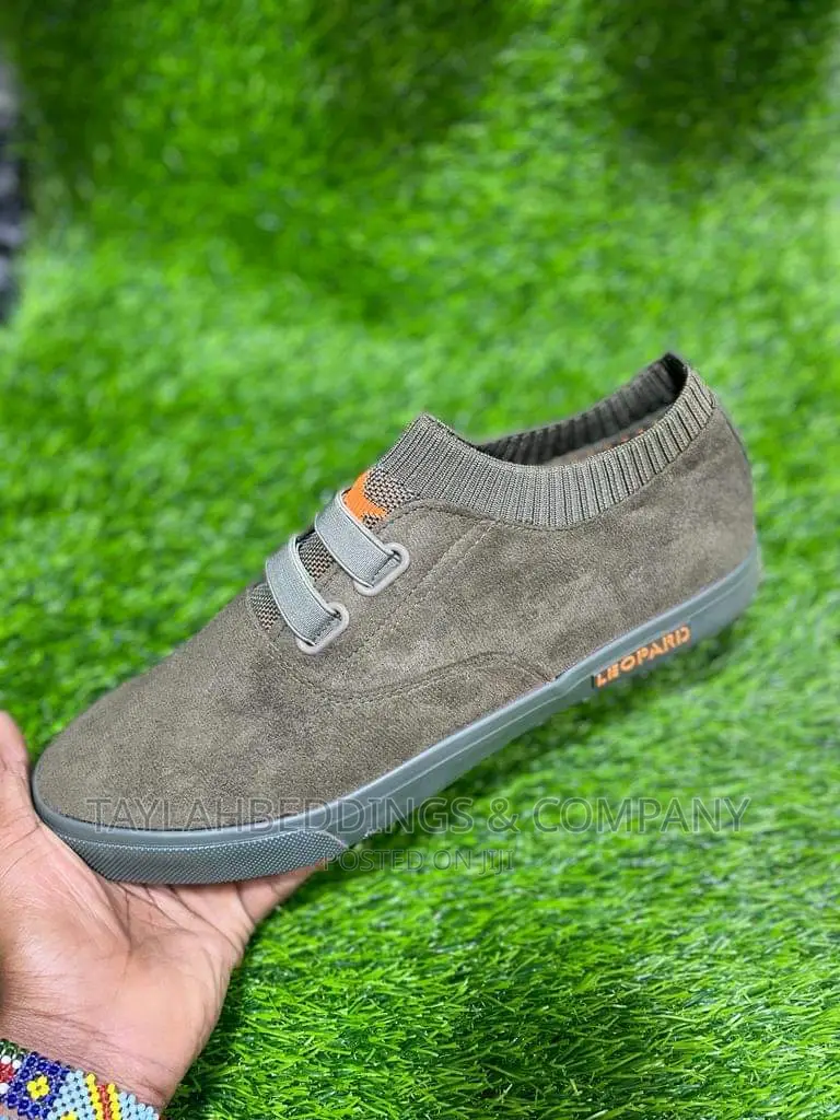 Men’S Designer Sneakers – Grey