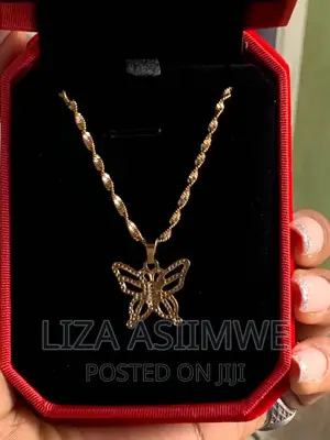 Women’S Necklaces