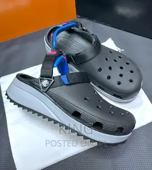 Black Crocs Hiker