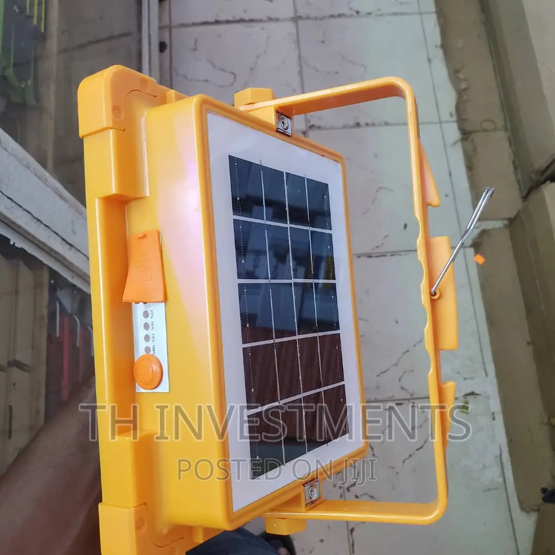 Rechargeable Solar Outdoor Lamp.