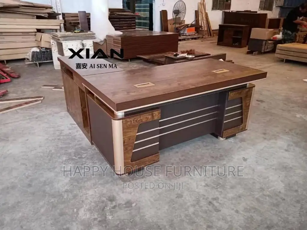 Executive Office Desk (1.8 Meters)