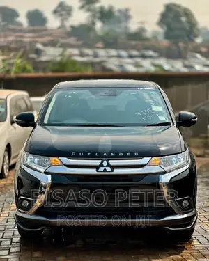 Mitsubishi Outlander 2016 Black
