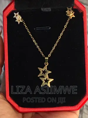 Lady’S Necklaces