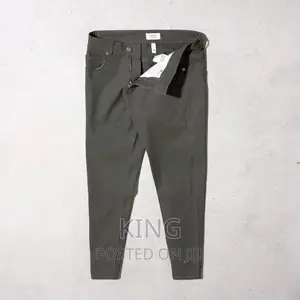 Zara Kaki Collections
