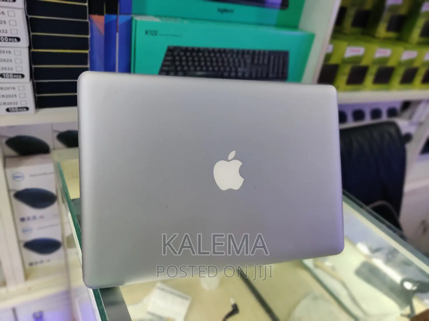 New Laptop Apple MacBook 2012 8GB Intel Core i5 HDD 500GB