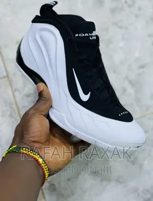Original Black White Nike Foamposite Lite Sneakers