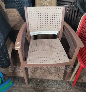 Restaurant/Cafe Plastic Chairs