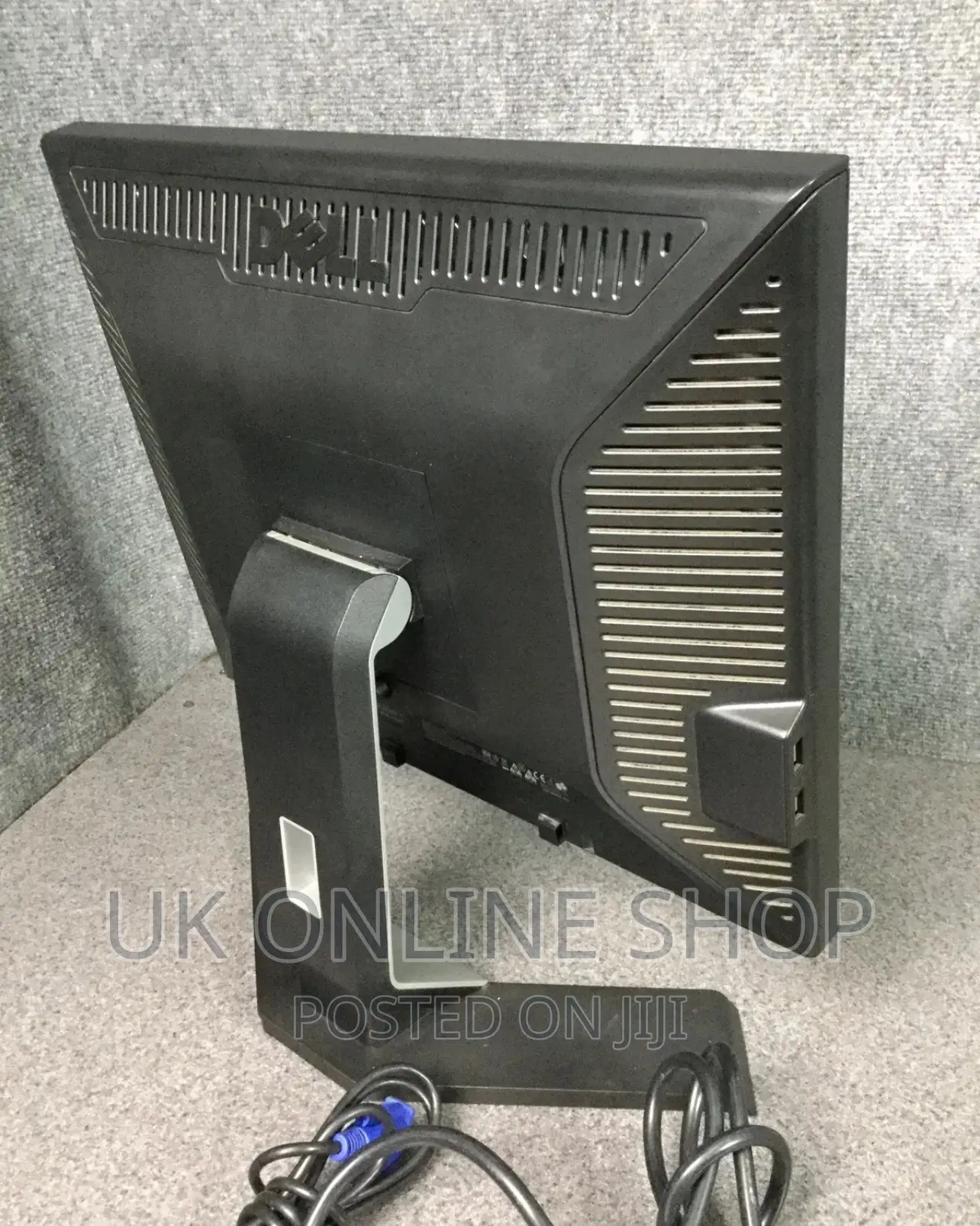 Dell Computer Monitor 19 Inch 1908fpt LCD With Stand M87A