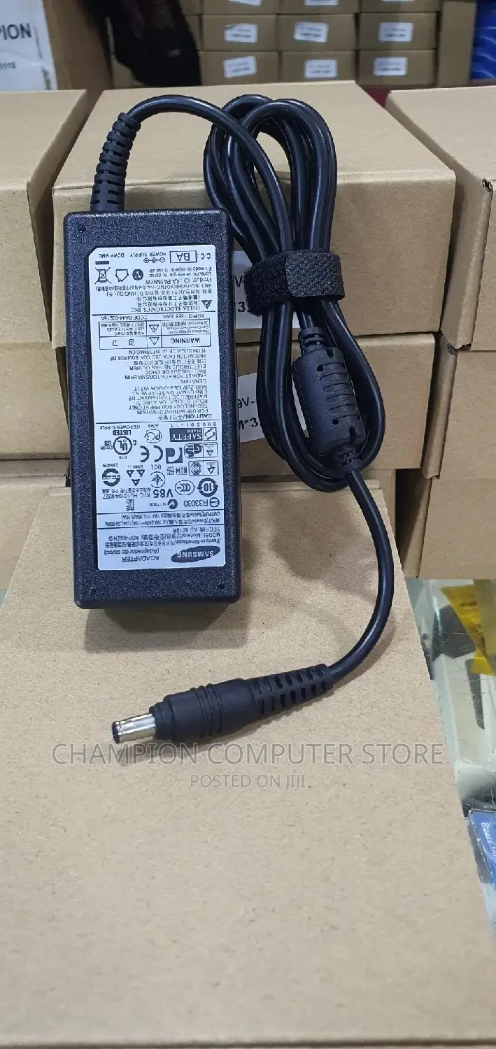 Samsung Laptop Charger 19V 3.16A
