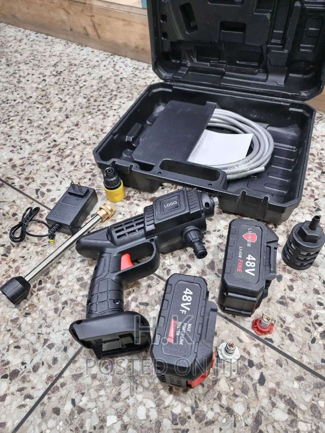 2 Batteries Cordless High Pressure Washer