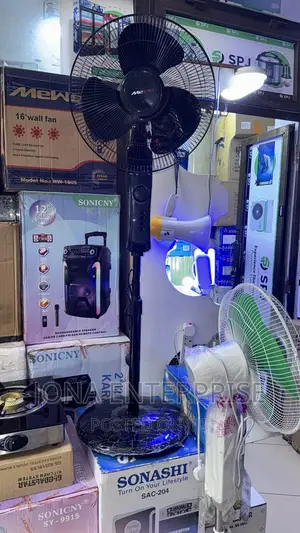 Mewe Stand Fan Black