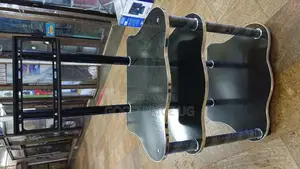 DJ 04 TV Stand