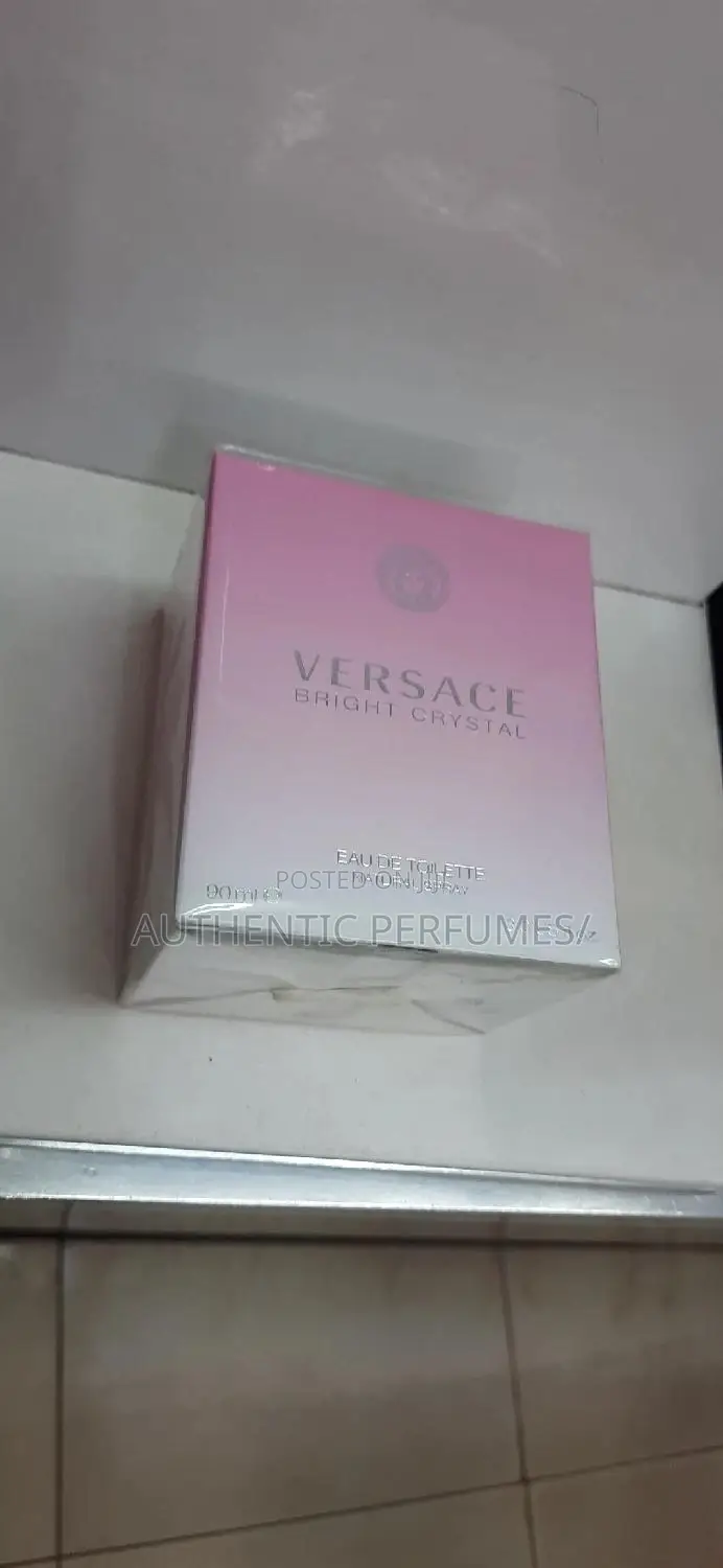 Versace Bright Crystal Eau De Toilette