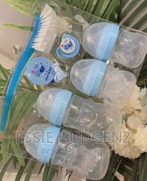 Momeasy Bottle Feeding Set