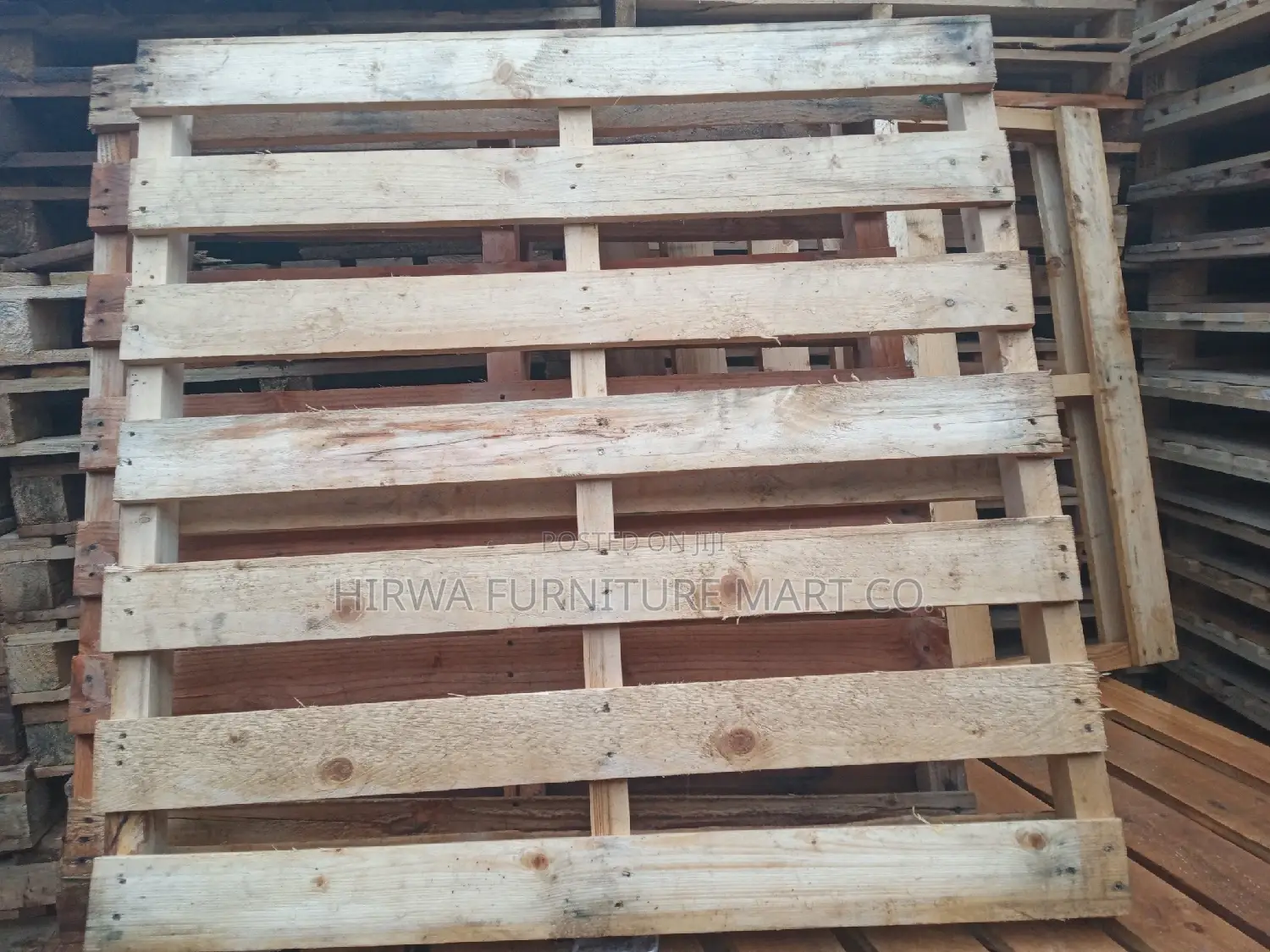 Heavy Duty Pallets Suitable for Stores