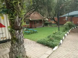 7bdrm Villa in Bugolobi, Central Division for rent