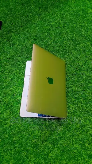 Laptop Apple MacBook 2015 8GB Apple M1 SSD 256GB