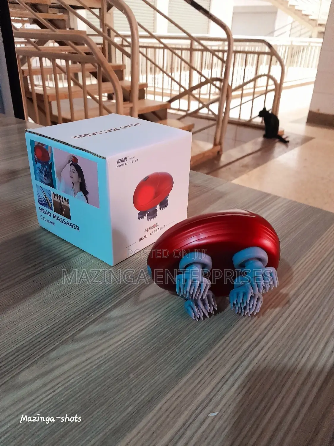 Portable Rechargeable Cat Wank and Head Massager
