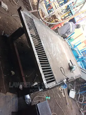 Vibration Table Machine