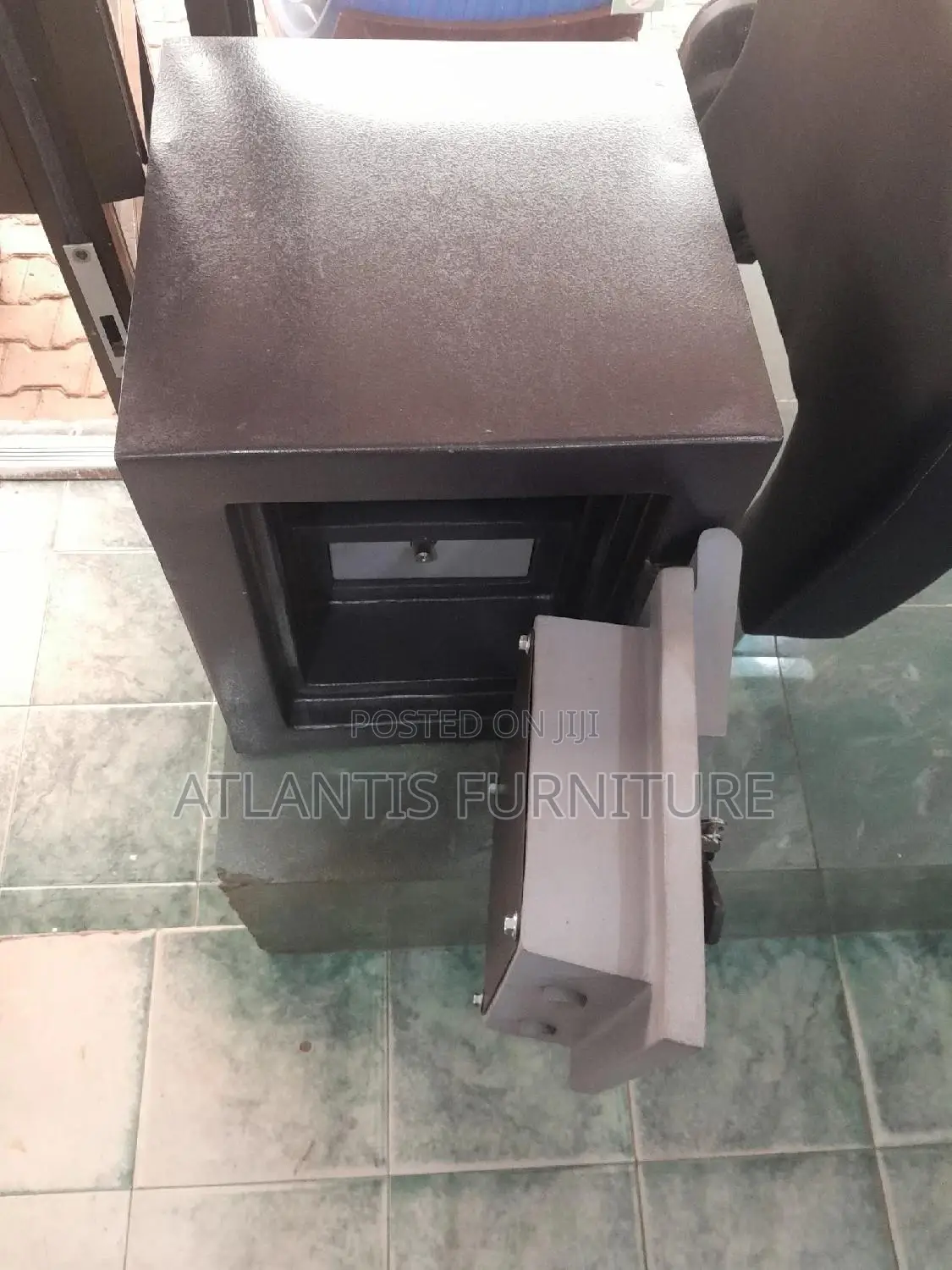 Local Portable Safe 80kgs