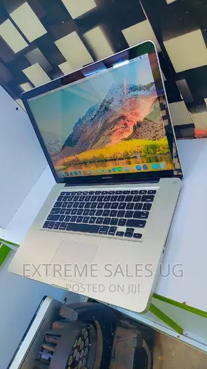 Laptop Apple MacBook Pro 2011 4GB Intel Core I7 HDD 350GB