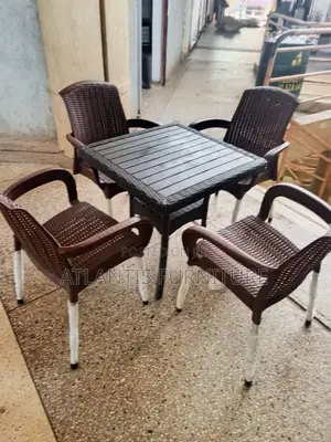 Brawn Executive Dining Set Plastic.