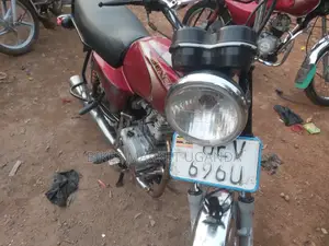Bajaj Boxer 2018 Red