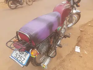 Bajaj Boxer 2022 Red