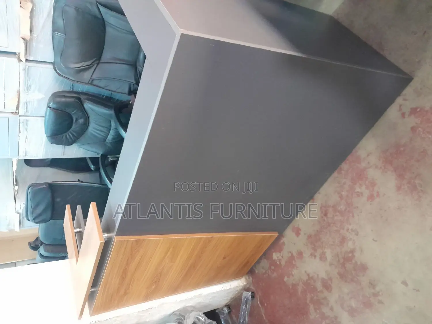 Higher Quality Reception Table.