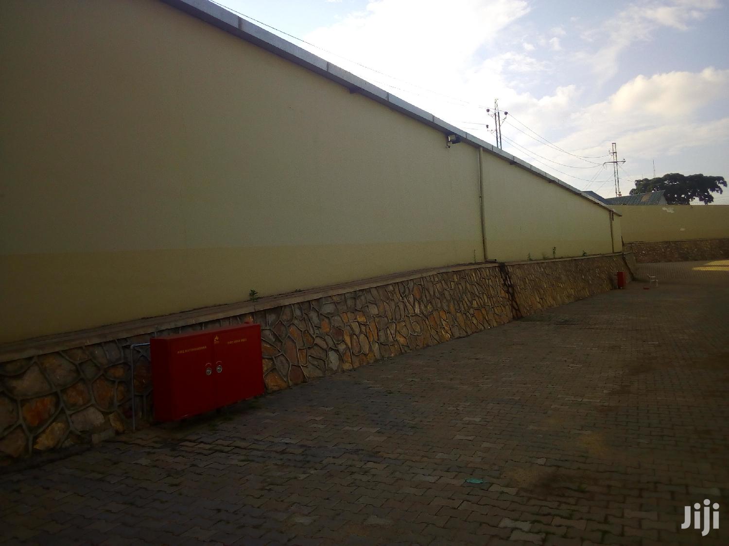 Warehouse For Rent