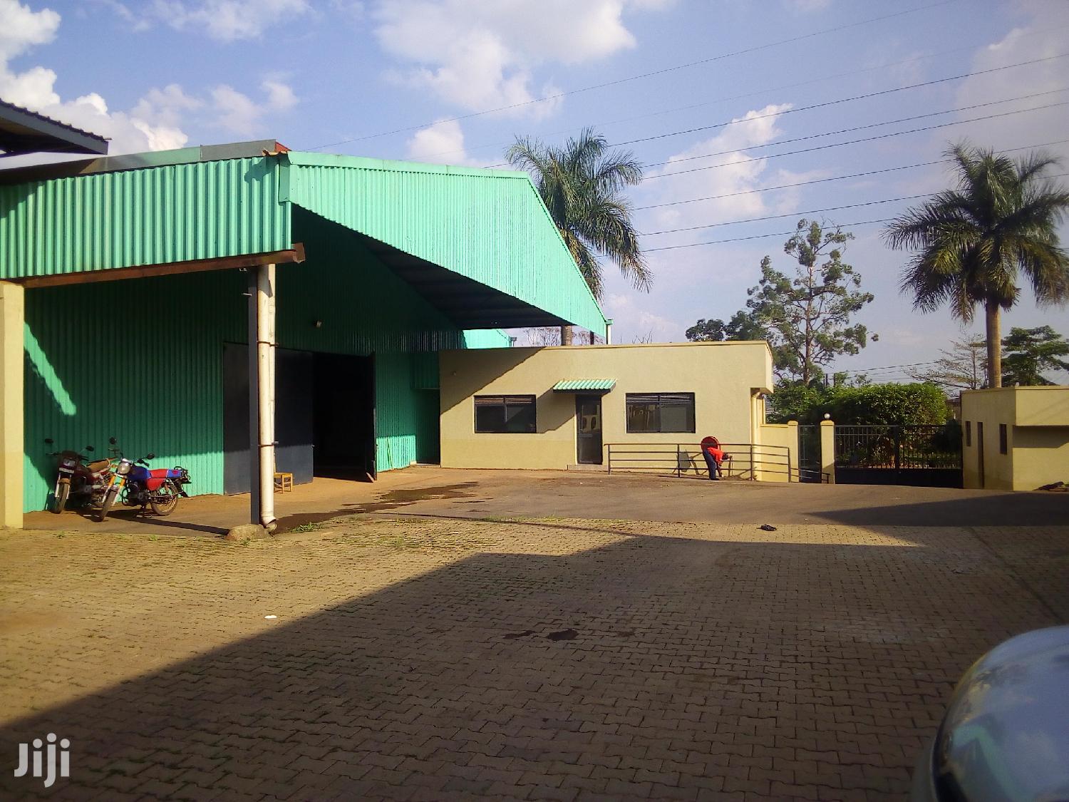 Warehouse For Rent