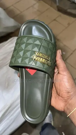 Veneta Bottega Slides