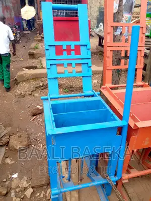 Block Machine/Concrete Block Making Machine/Blue Colour
