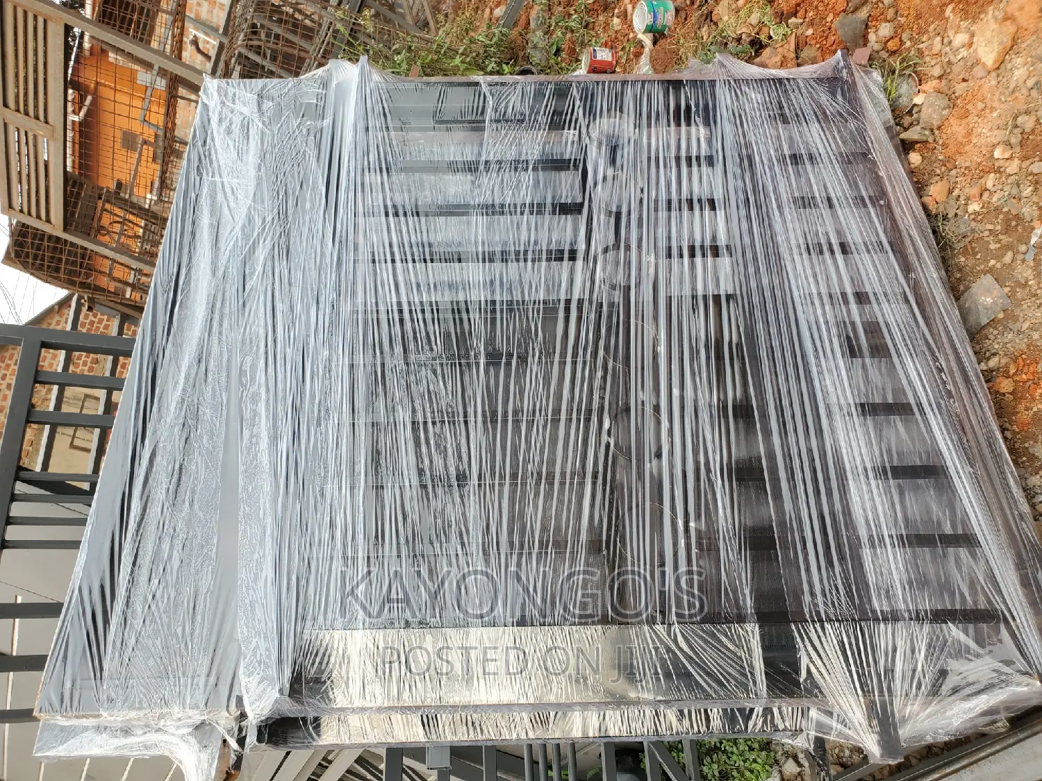 Metalic Crean Windows