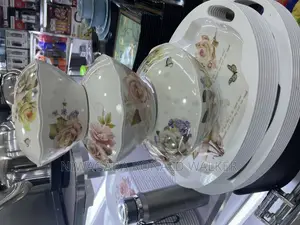 5pcs Set of Melamine Serving Bowls 2 Trays