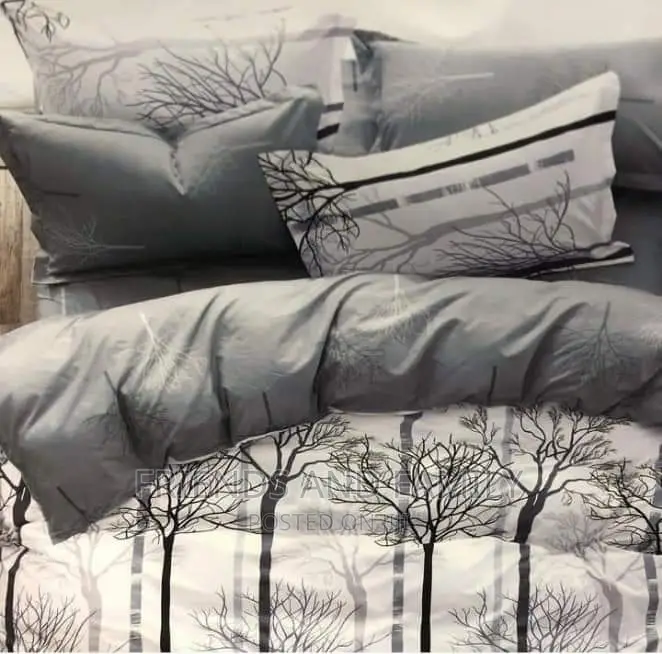 Nice Bed Cover With 4 Pieces