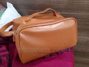 Men Accessories Bag Carrier