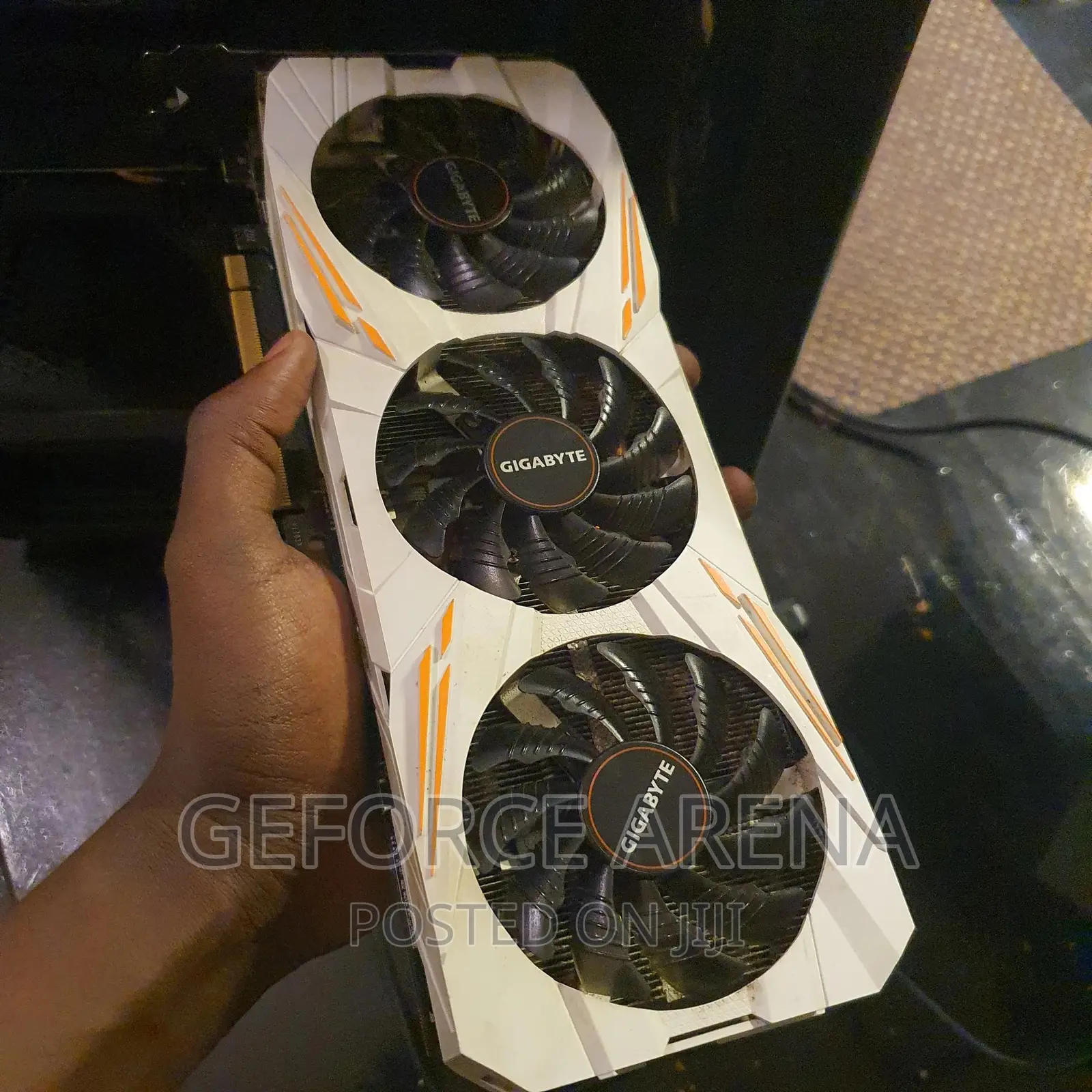 Gigabyte GTX 1080ti 11GB Graphics Card - Needs Repair