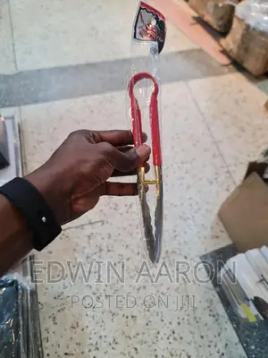 Short Pair of Tongs
