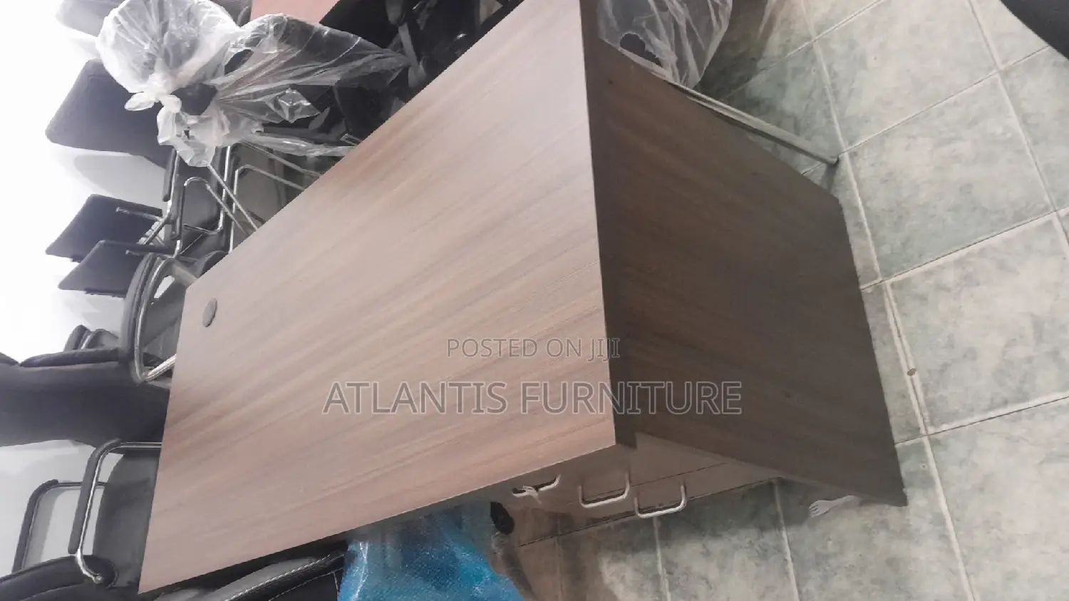 A Durable 1.4metre Office Single Desk