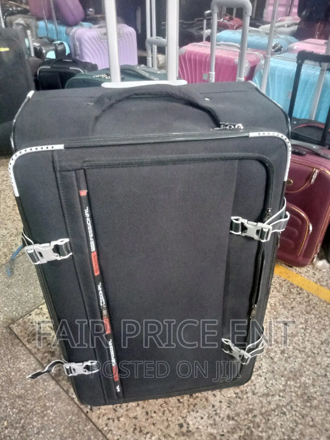 Original Cloth Suitcase . Proffesional.Extra Large( Black)