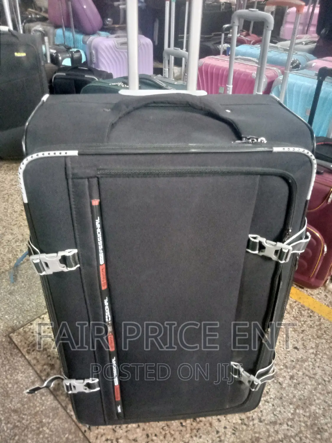 Original Cloth Suitcase . Proffesional.Extra Large( Black)