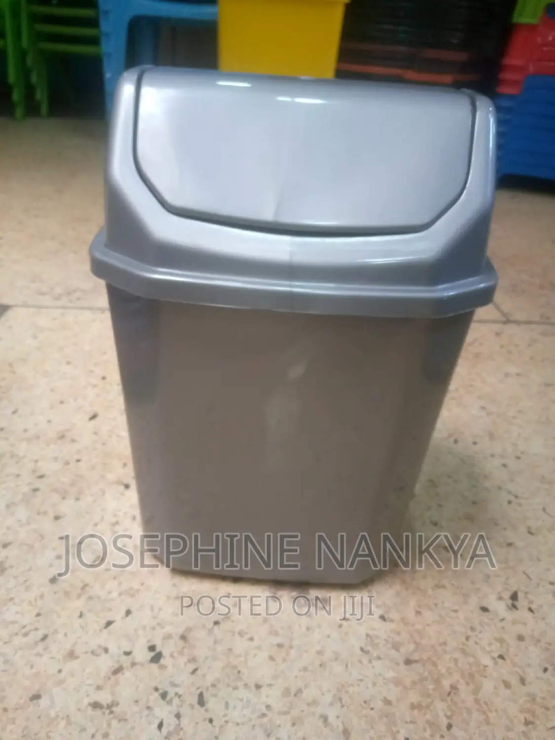 Swing Dust Bin, Grey