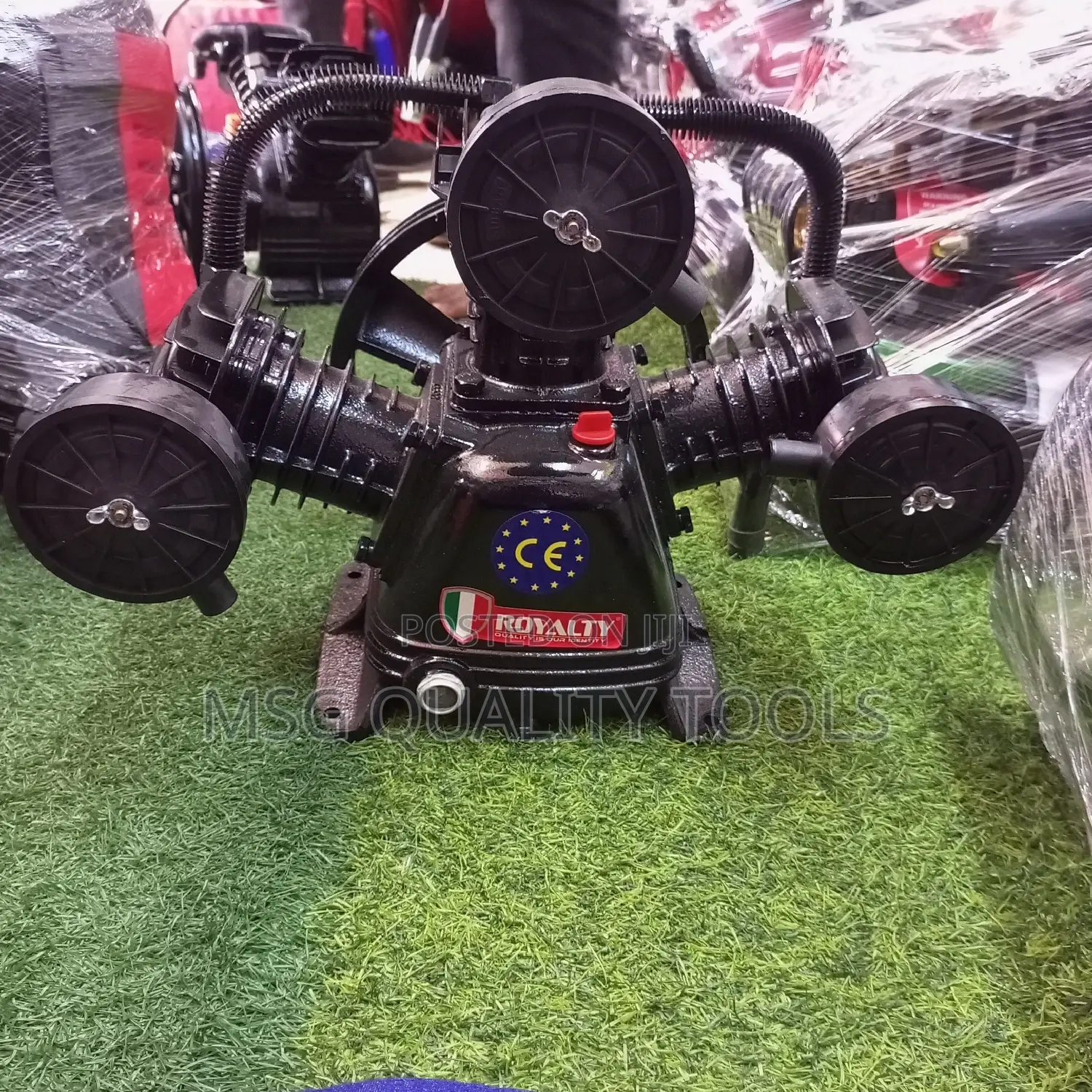 Compressor Head