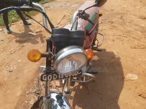 Bajaj Boxer 2016 Red